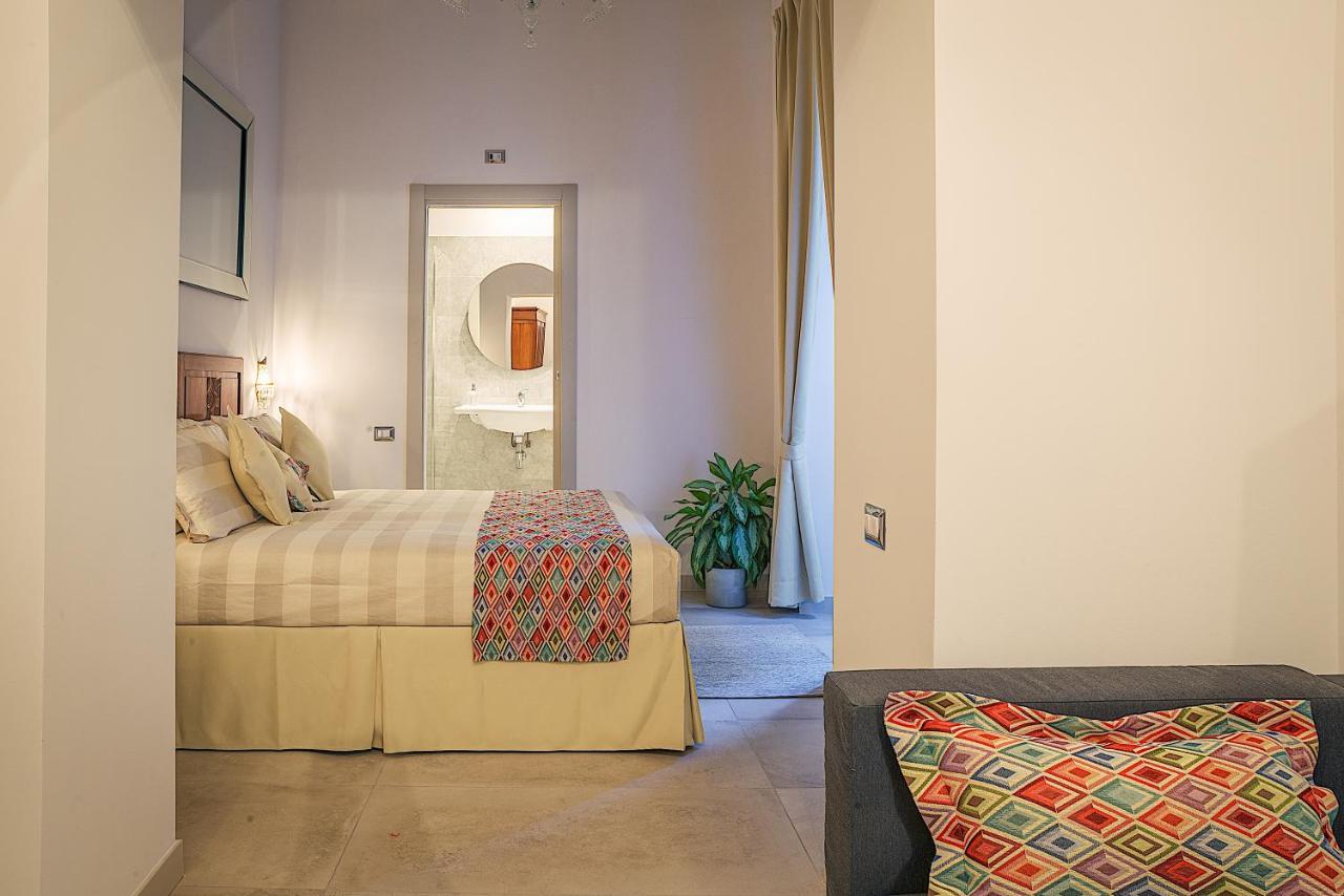 Waterfront Suites Cagliari Buitenkant foto