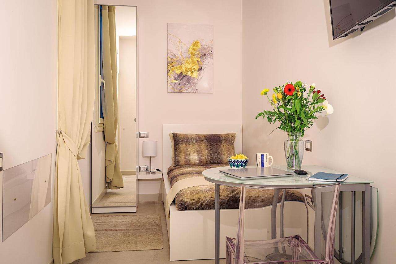Waterfront Suites Cagliari Buitenkant foto